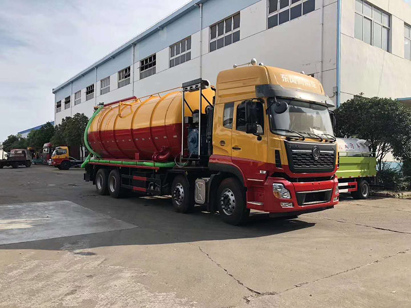 東風(fēng)天龍前四后八清洗吸污車