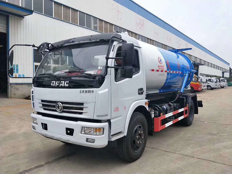 東風(fēng)多利卡清洗吸污車