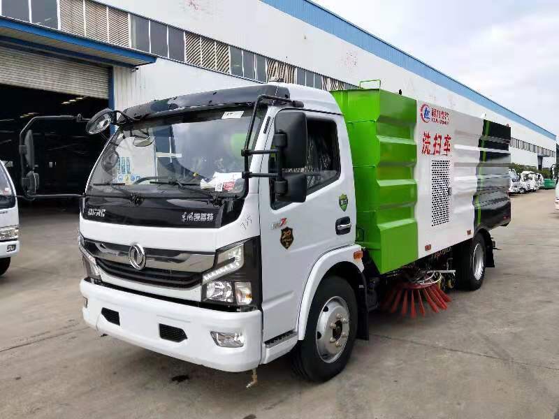 國(guó)六東風(fēng)凱普特洗掃車