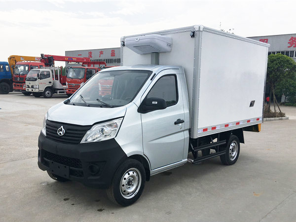 長安小型冷藏車