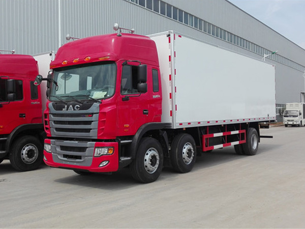 江淮格爾發(fā)小三軸冷藏車(chē)-廂長(zhǎng)9.6米