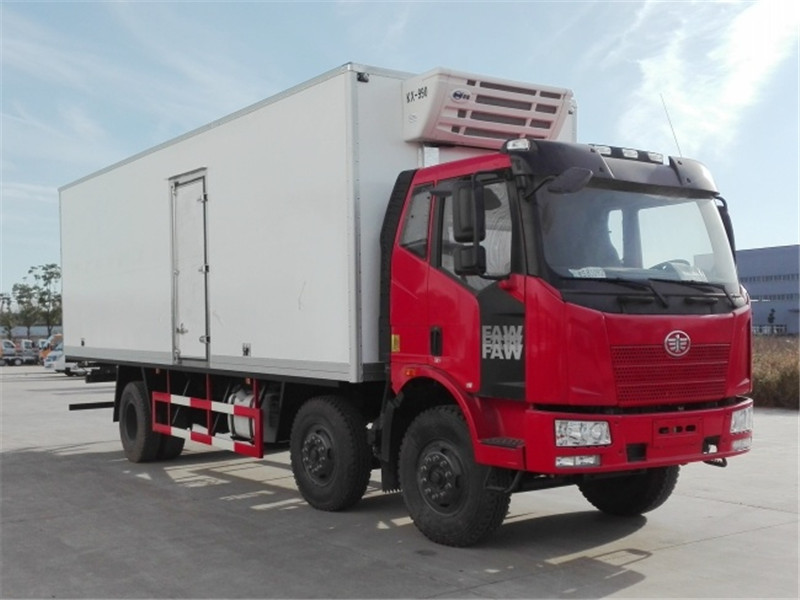 解放J6小三軸冷藏車(chē)-廂長(zhǎng)8.7米
