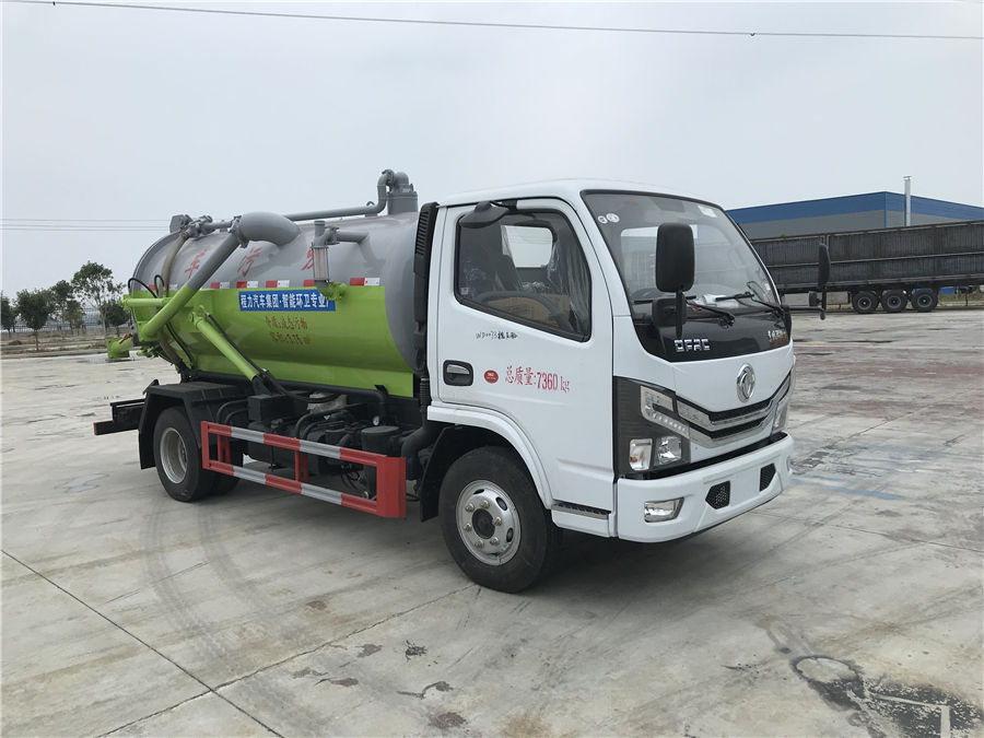 國六東風多利卡5方吸污車