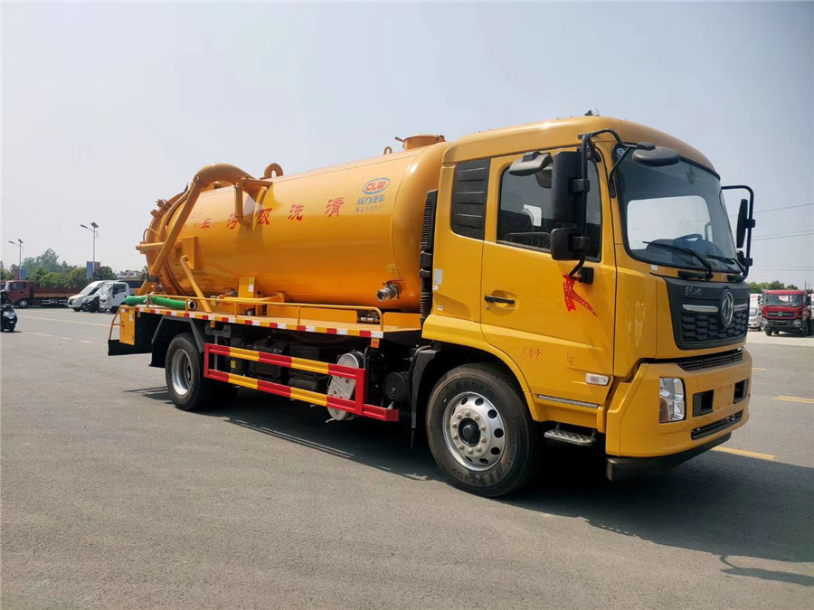 國(guó)六東風(fēng)天錦清洗吸污車(chē)