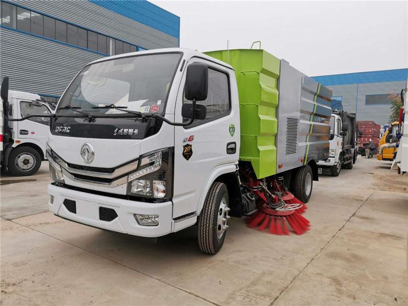 國六東風(fēng)多利卡D6掃路車