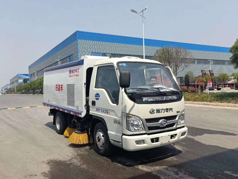 小型清洗掃路車-福田小型掃路車的產(chǎn)品推薦