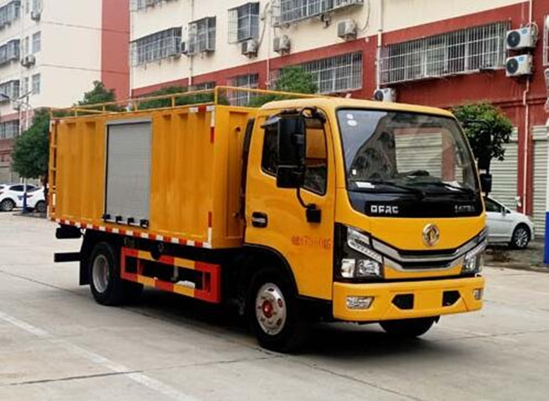 程力國六東風(fēng)污水處理車