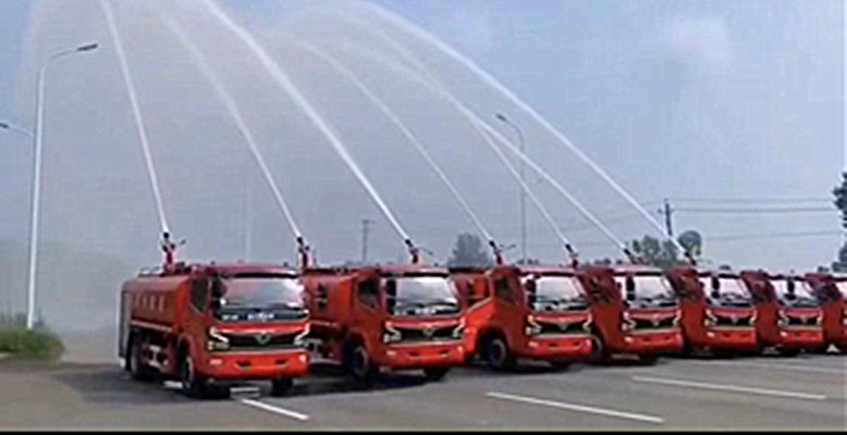 暢銷(xiāo)款東風(fēng)多利卡消防灑水車(chē)產(chǎn)品推薦