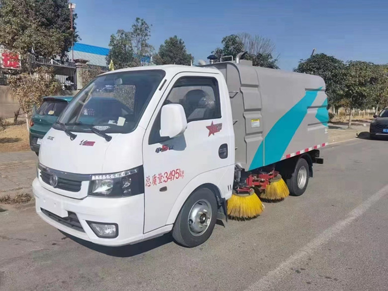 小區(qū)地下室專用藍牌小型掃路車推薦