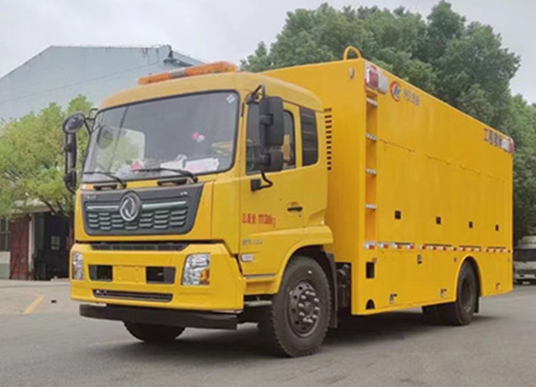 移動(dòng)電源車-東風(fēng)天錦400kw供電車搶險(xiǎn)救援車