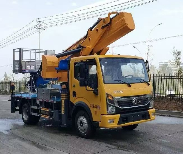 程力東風(fēng)藍(lán)牌33高空作業(yè)車降價(jià)銷售