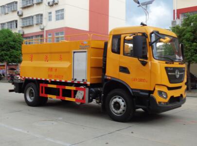 國六東風天錦清洗車